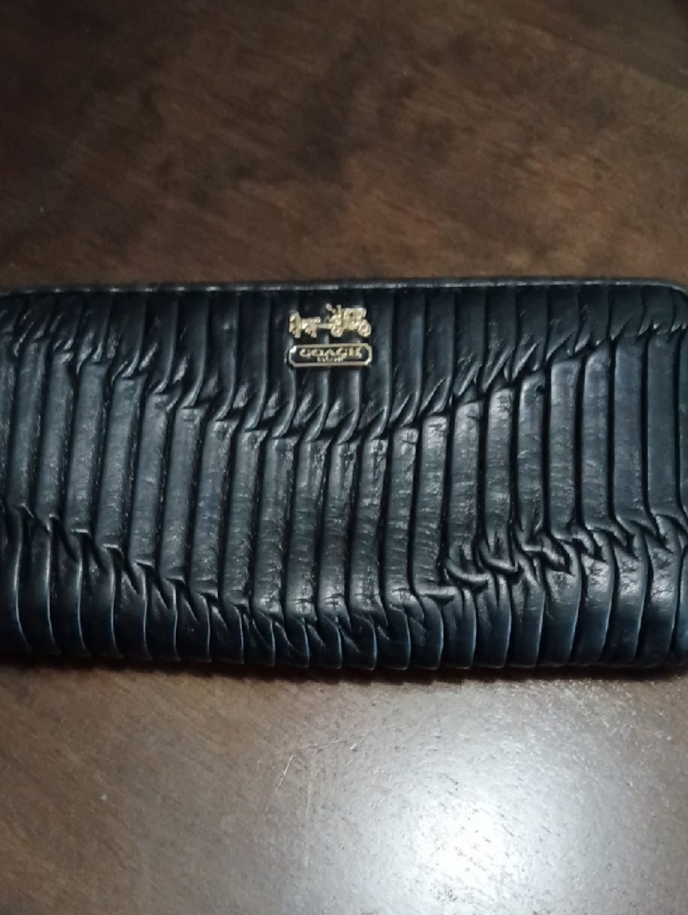 Coach Black Pleated Leather Zip Wallet with Gold Emblem Euc